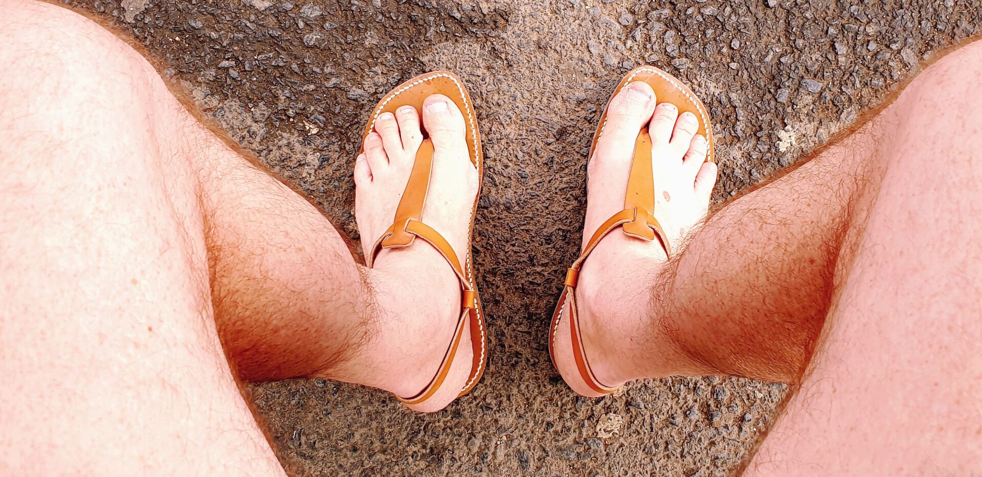 Mes pieds dans mes sandales