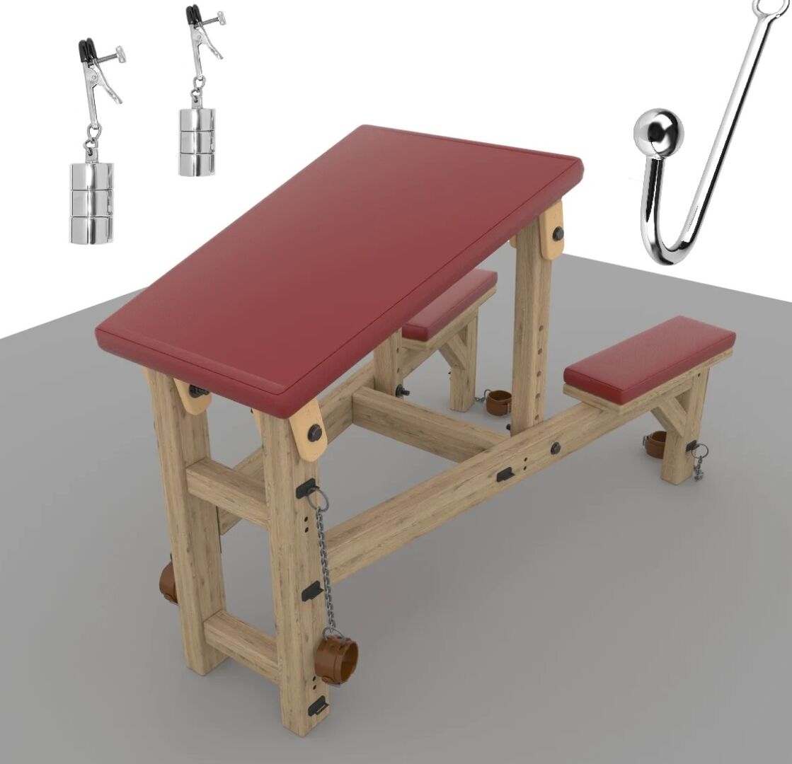 Banc à fessée, crochet anal et pinces à tétons.