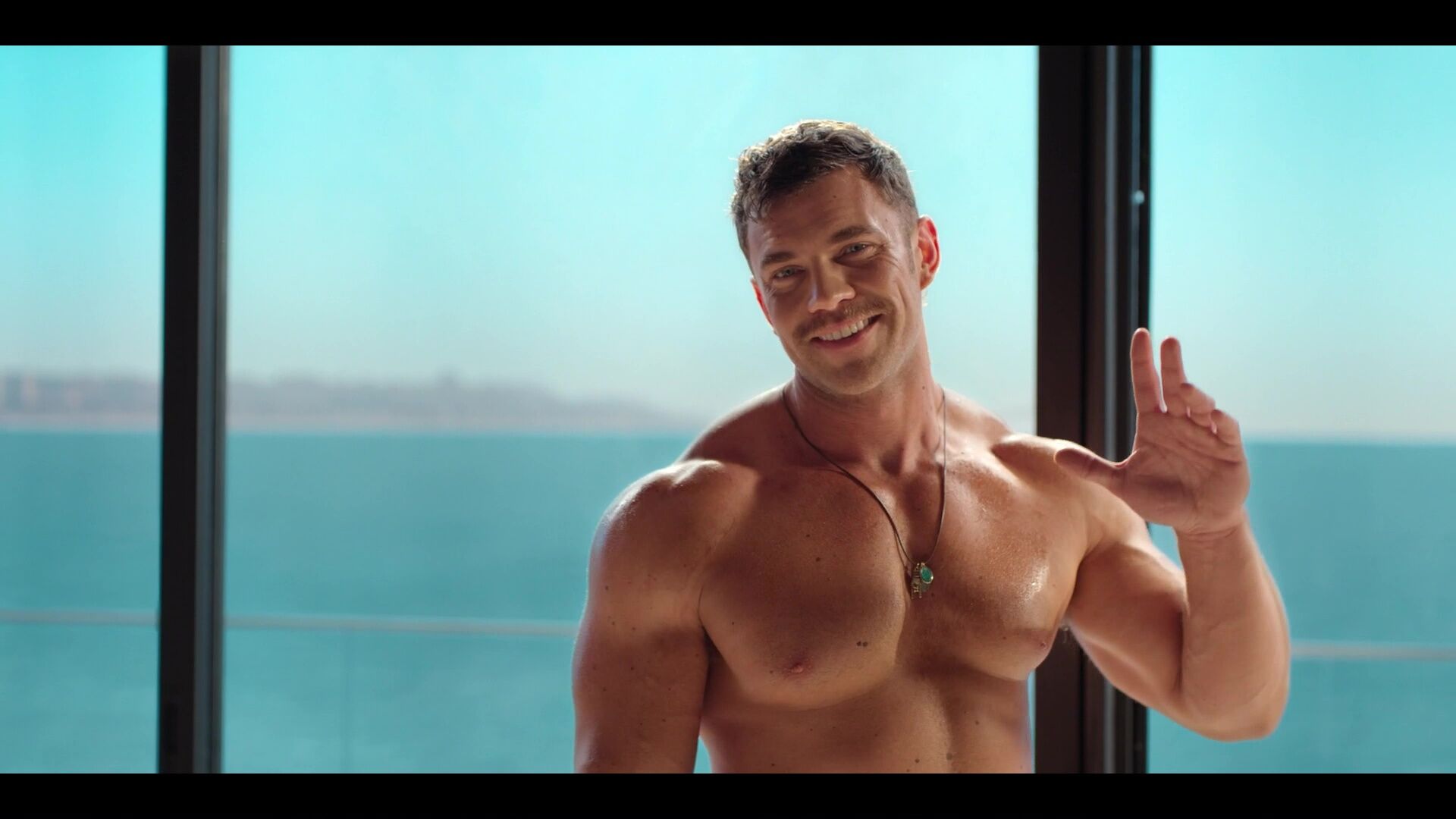 Zane Phillips in Loot season 3