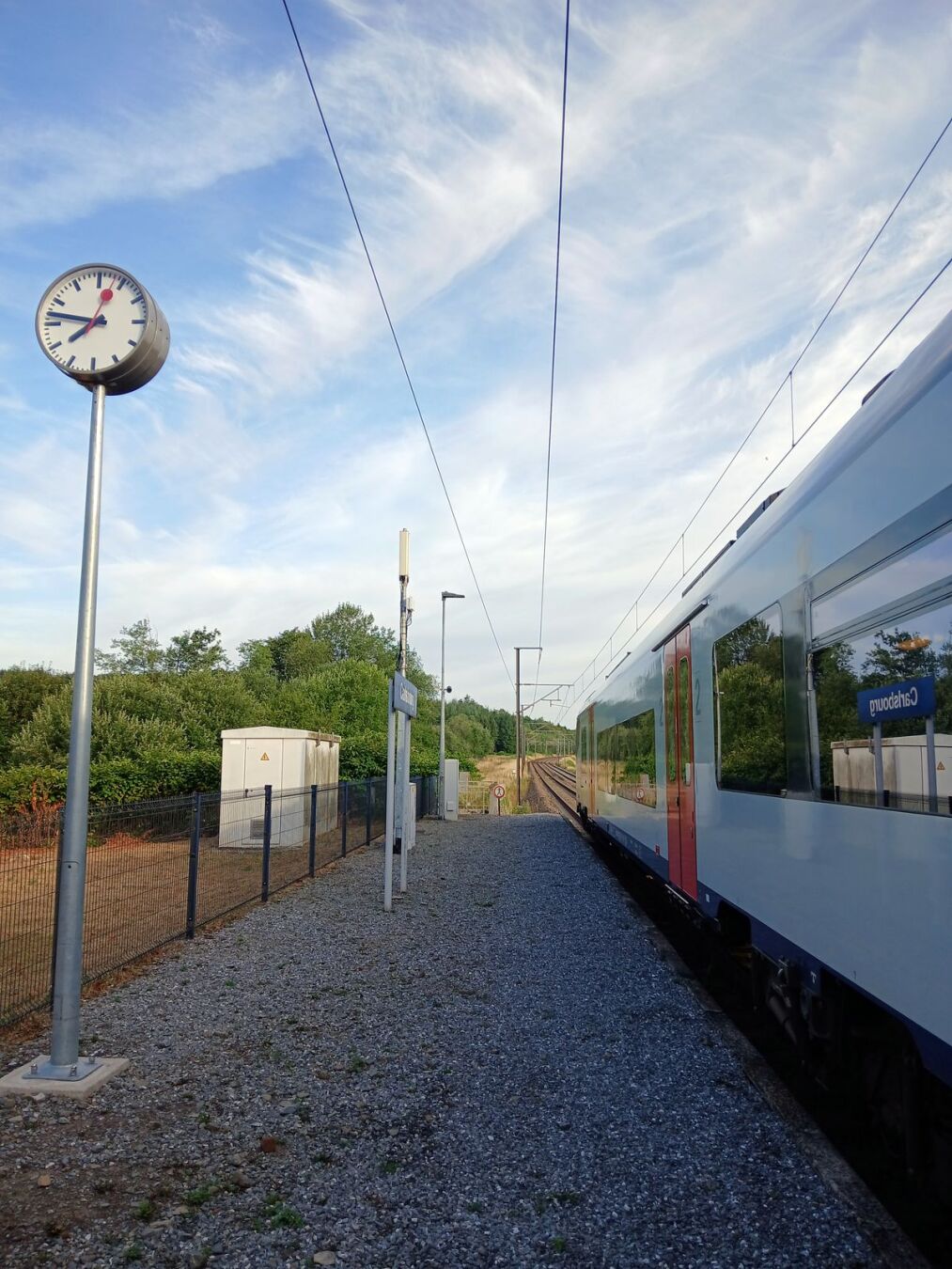 Train en gare de Carlsbourg